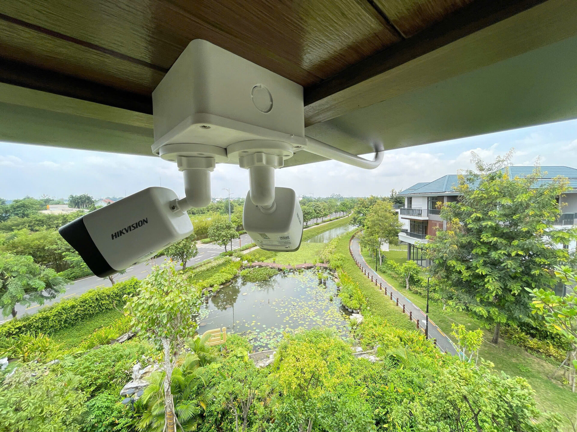 Lắp đặt Camera